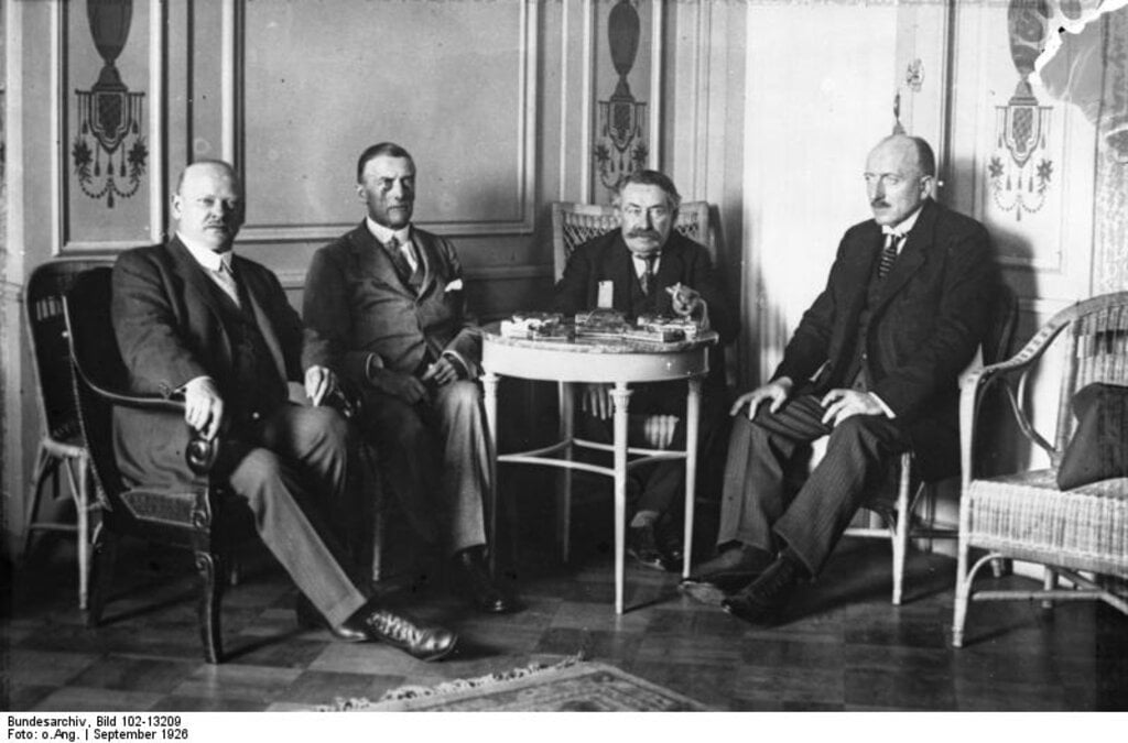 Gustav Stresemann, Austen Chamberlain, Aristide Briand