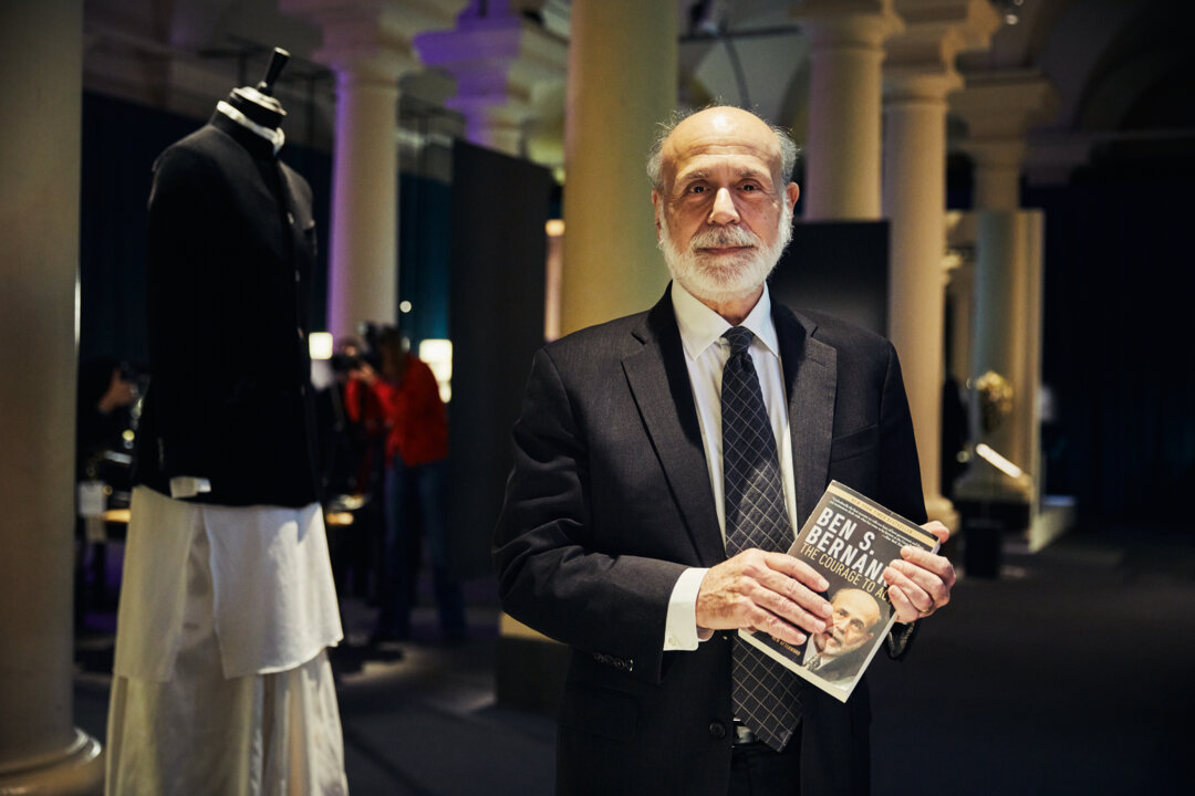 Ben S. Bernanke visits the Nobel Prize Museum