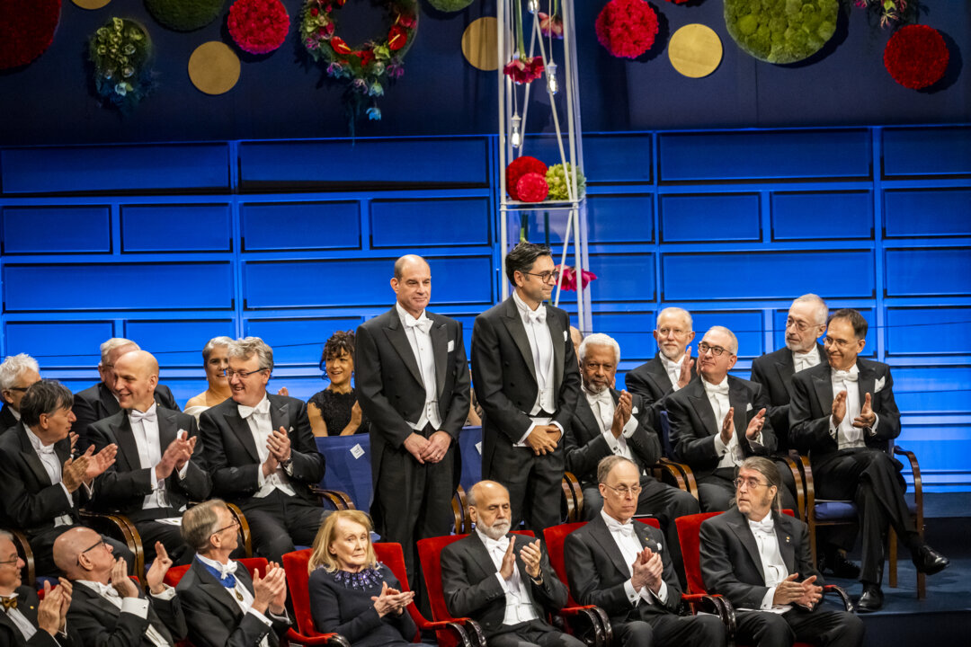 David Julius and Ardem Patapoutian at the Nobel Prize award ceremony
