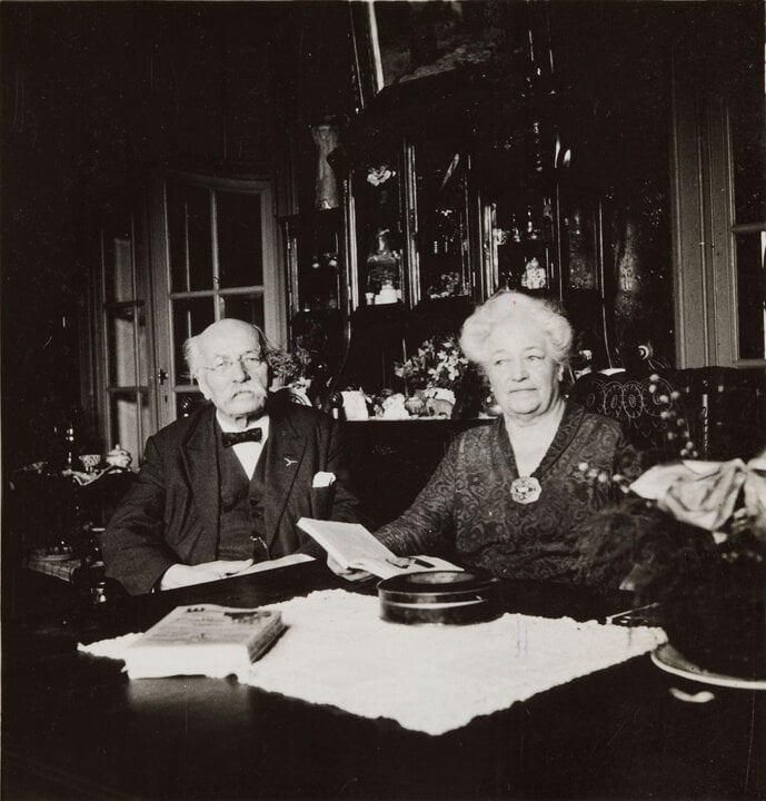 Henri La Fontaine and his wife Mathilde Lhoest