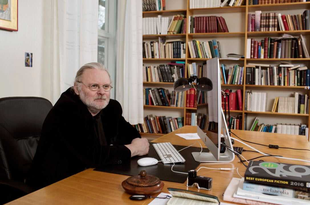 Author Jon Fosse at his desk