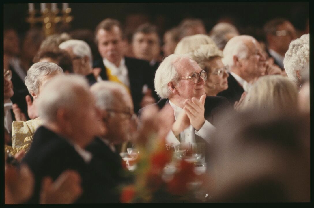 Sir James W. Black at the Nobel Prize banquet