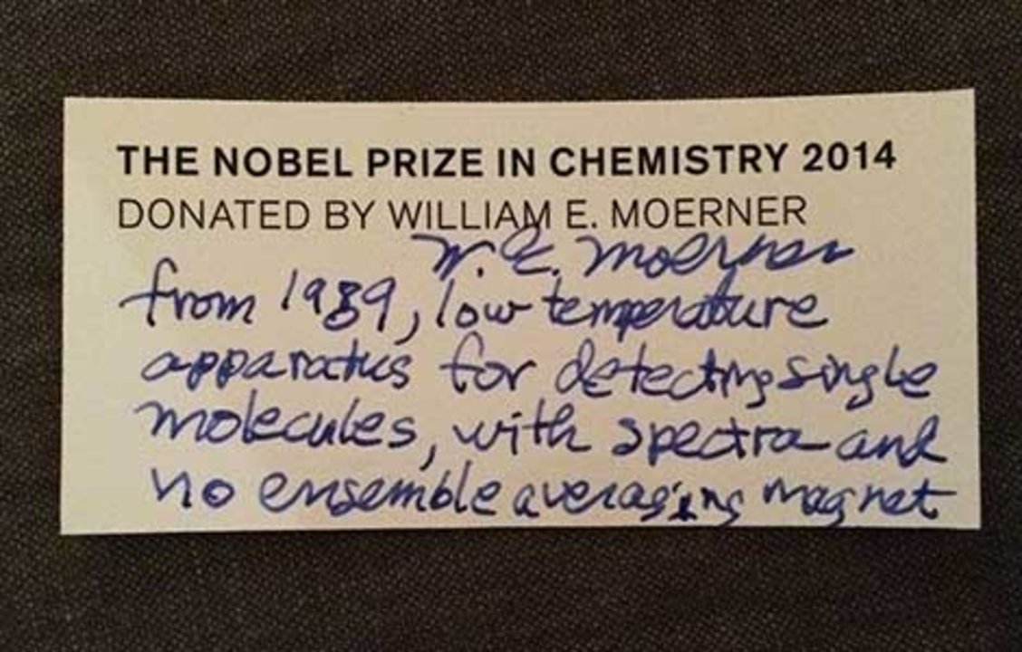 William E. Moerner's hand-written label on the gift to the Nobel Museum.
