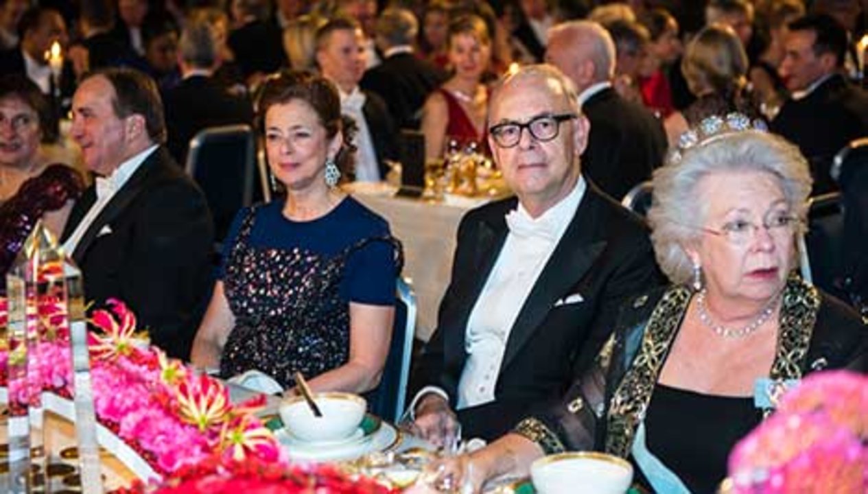 From left: Swedish Prime Minister Stefan LÃ¶ven, Mrs Nathalie Tirole, spouse of Laureate in Economic Sciences Jean Tirole, Patrick Modiano and Princess Christina Mrs Magnuson at the table of honour.