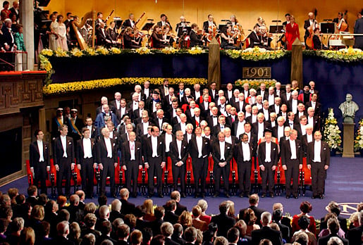 All 2001 Nobel Laureates on stage
