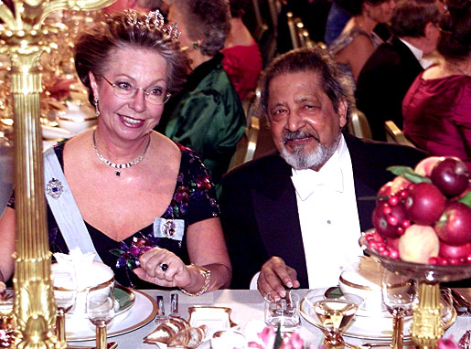 V. S. Naipaul and Swedish Princess Christina during the Nobel Banquet