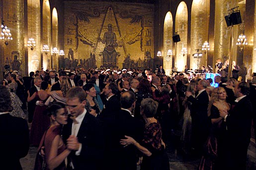 After-dinner dancing in the Golden Hall