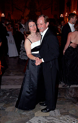 Nobel Laureate in Chemistry Peter Agre dances with his wife