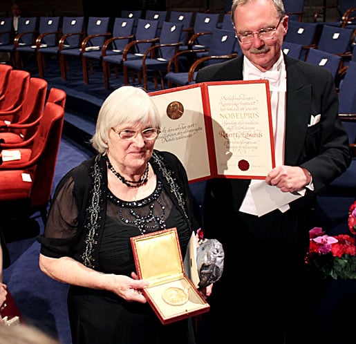 Mrs Ruth Edwards and Professor Martin Hume Johnson showing the Nobel Medal and Diploma of Robert G. Edwards