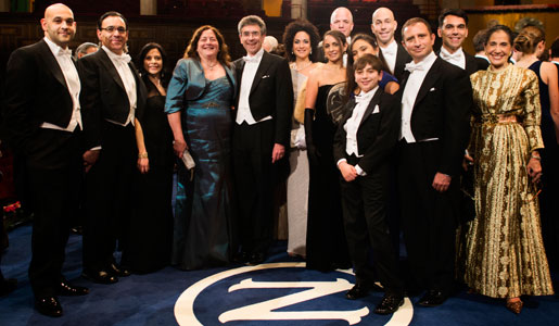 Chemistry Laureate Robert J. Lefkowitz with family and relatives