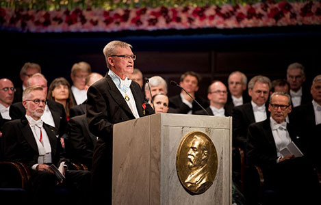 Professor Carl-Henrik Heldin delivering the opening address
