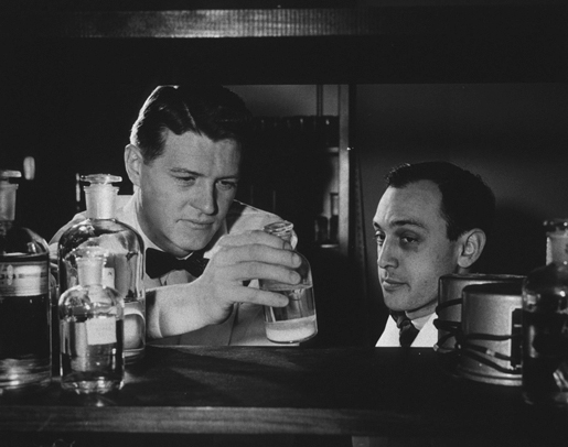 Christian Anfinsen and Daniel Steinberg in the laboratory