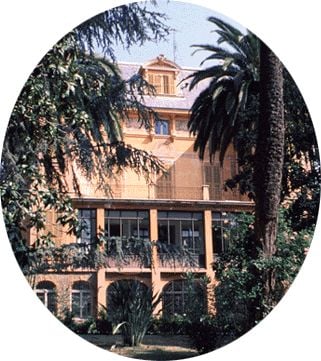 Back view of Villa Nobel.