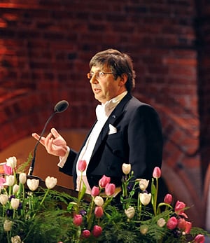 Andre Geim delivering his banquet speech