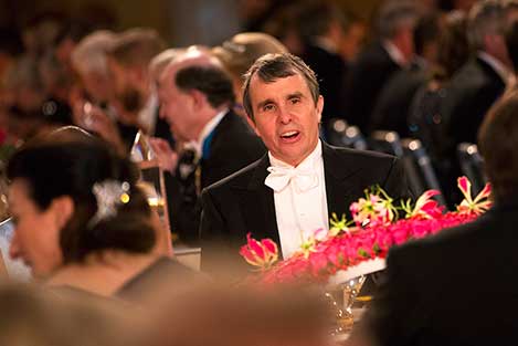 Eric Betzig at the table of honour.