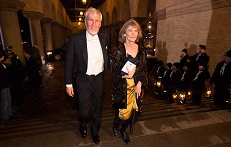 John O'Keefe arrives at the Nobel Banquet together with his wife, Professor Eileen O'Keefe