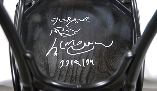 The Dalai Lama's autograph on a chair