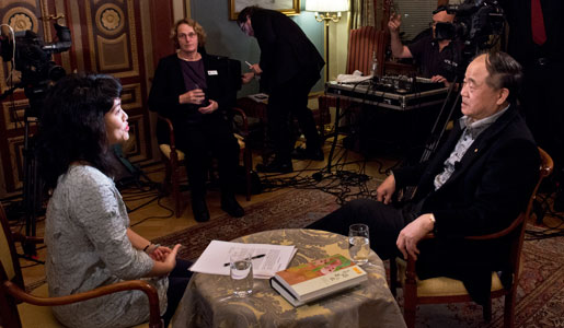 Mo Yan (right) during the interview with Nobelprize.org. To the left: interviewer YuSie Rundkvist Chou