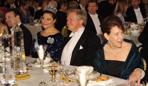 Brian P. Schmidt , Crown Princess Victoria of Sweden and Professor Laura Nelson, wife of Physics Laureate Saul Perlmutter, at the Nobel Banquet