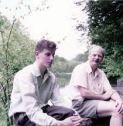 Hans Bethe and David Thouless on a picnic, May 1958.