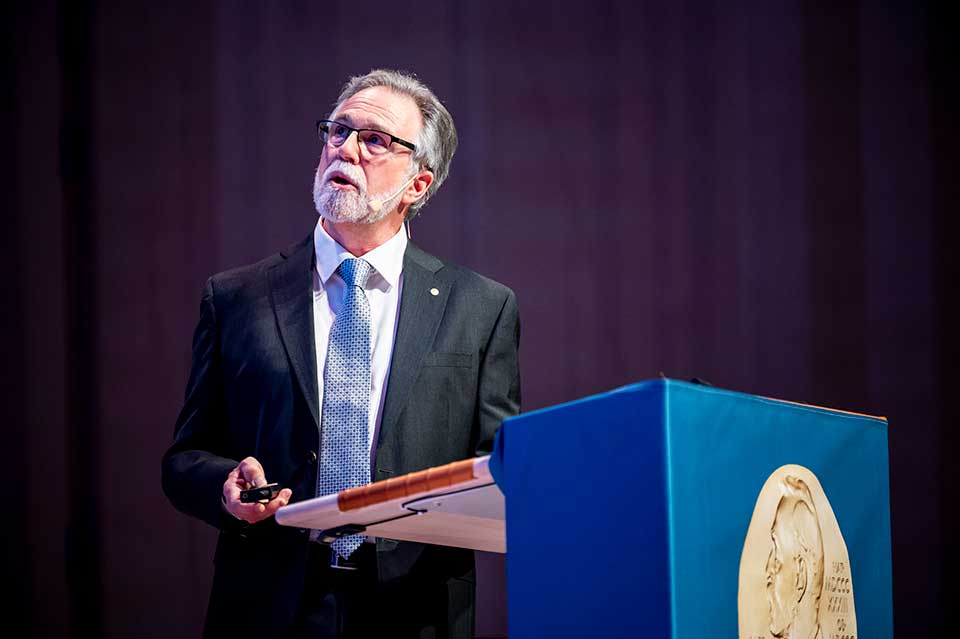 Gregg L. Semenza delivering his Nobel Lecture